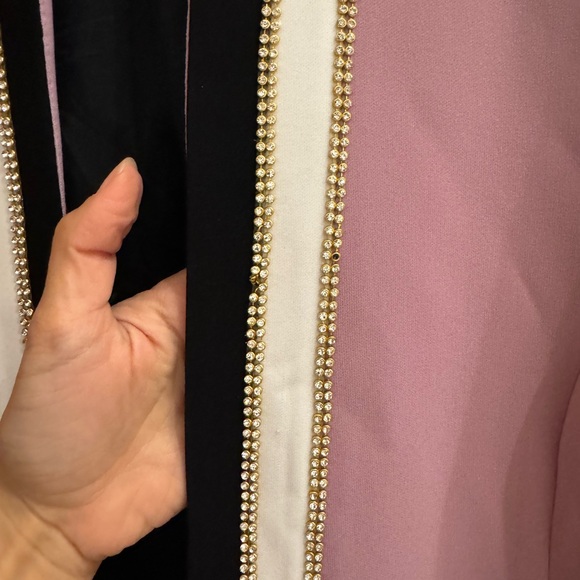 MODEST BLAZER made in Lebanon - Picture 3 of 6